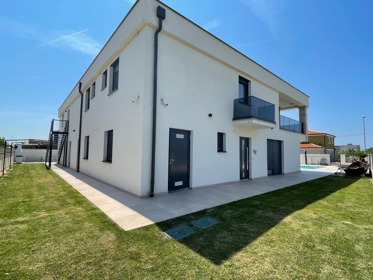Vila Softic Amra Umag Bagian luar foto